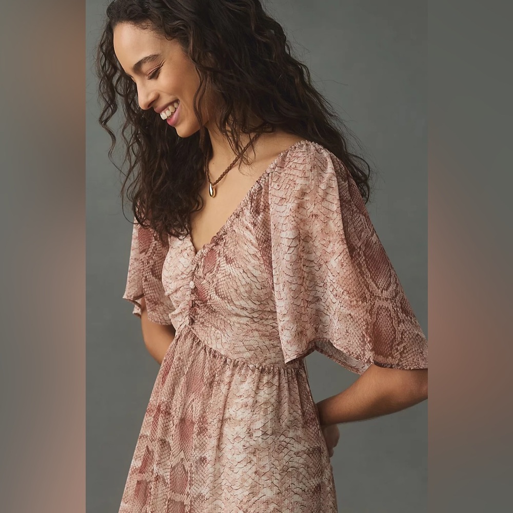 ANTHROPOLOGIE NWT Short Sleeve Tiered Maxi Dress, Snakeskin Print, Size Small - Picture 5 of 16